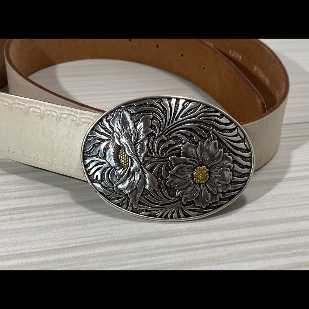 🌹 Fossil Vintage 2 Tone Flrl Plaque White Belt - Picture 4 of 13